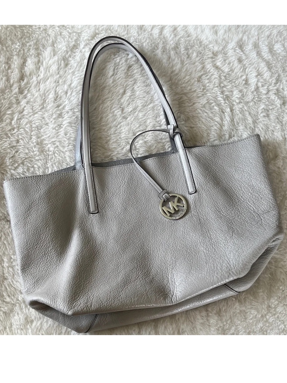 Michael Kors Izzy Soft Grey Two Tone Reversible Leather Tote Carryall